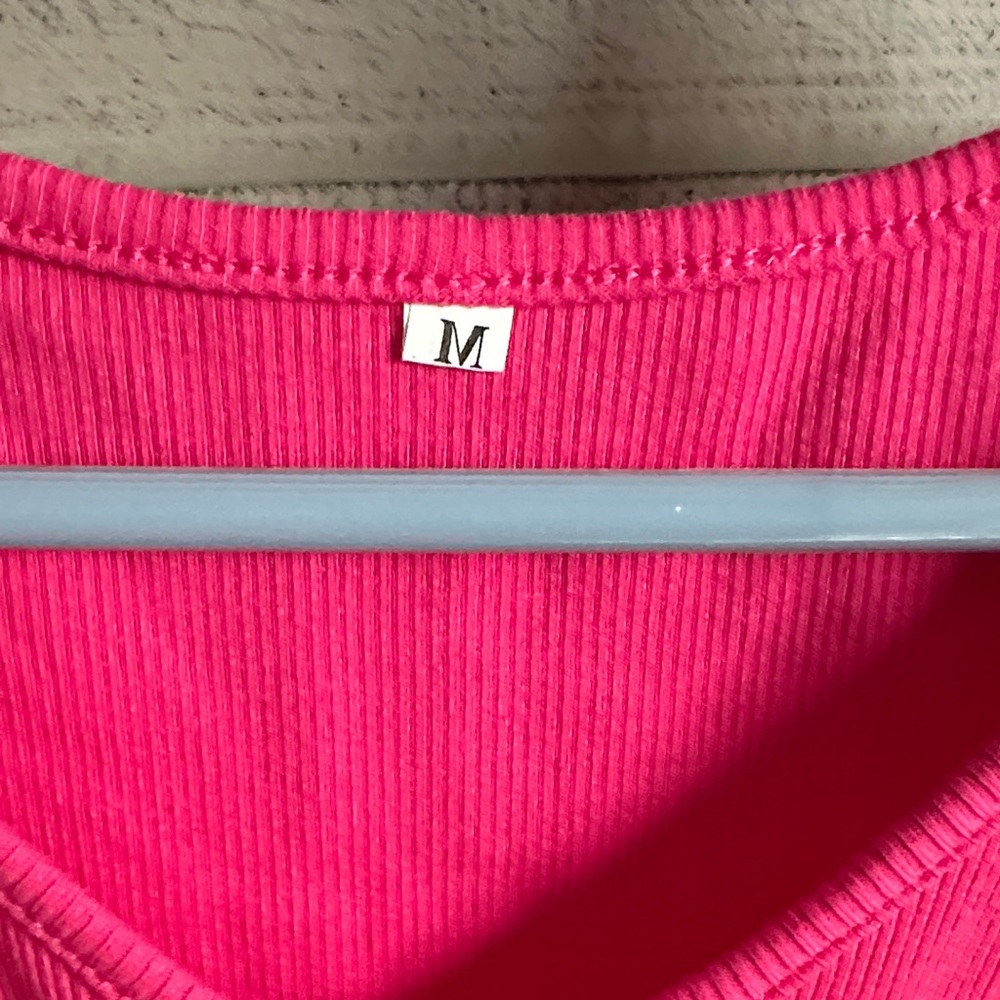 Hot Pink Ribbed Cropped Tank Top - Picture 3 of 3